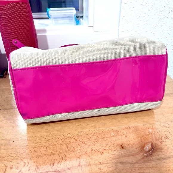 Victoria's Secret Pink and Cream medium size Bag - Picture 4 of 7